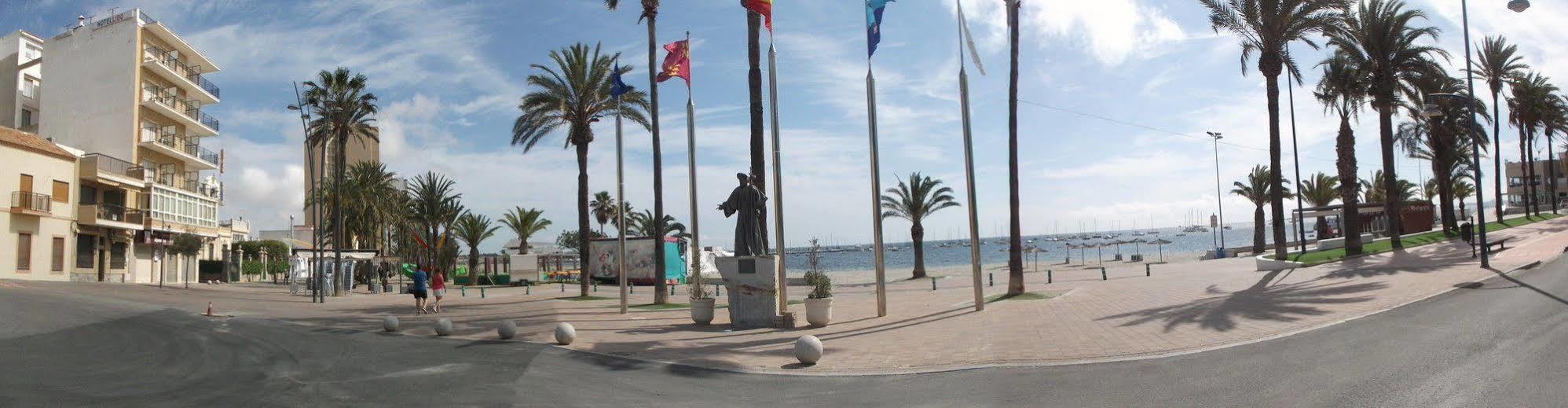 Hotel Lido Santiago De La Ribera Buitenkant foto